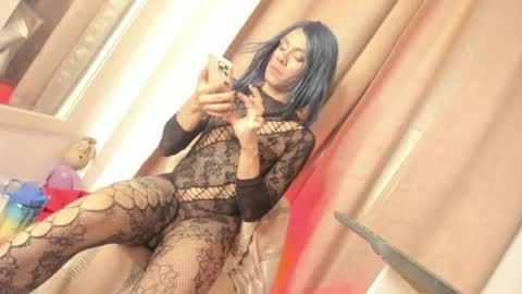 danielamay00 online show from 07/04/26, 02:40
