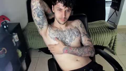 Snapshot of daniele_bunny chatting on 07/08/26, 12:20 Daniele Bunny online show from 07/08/26, 12:20
