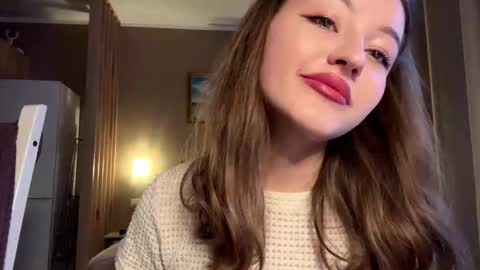 Snapshot of danielechiarini chatting on 12/04/25, 12:36 Alina online show from 12/04/25, 12:36