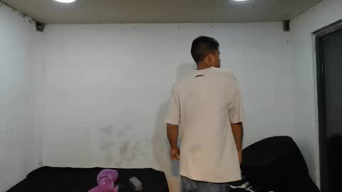 danielitopapii online show from 01/01/25, 02:41