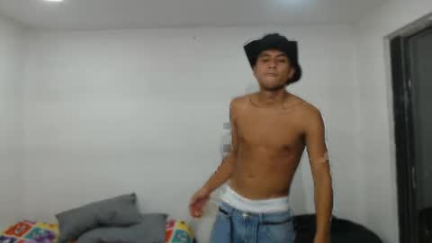 danielitopapii online show from 02/13/25, 12:13