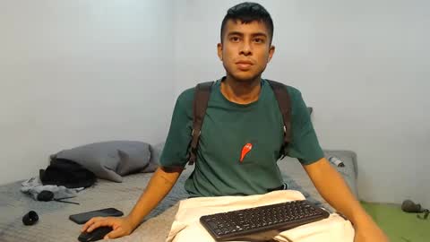 danielitopapii online show from 02/18/25, 07:52