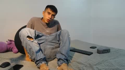 danielitopapii online show from 02/28/25, 05:48