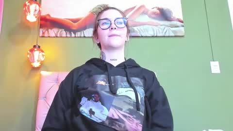 daniella online show from 02/02/25, 03:07