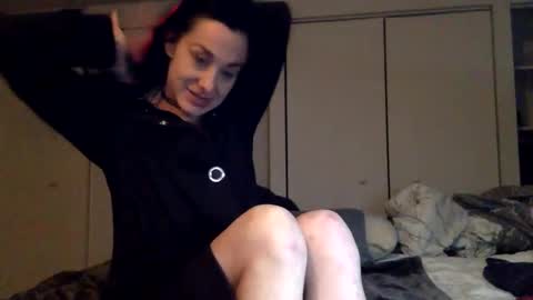 daniellbisous online show from 12/02/25, 04:51