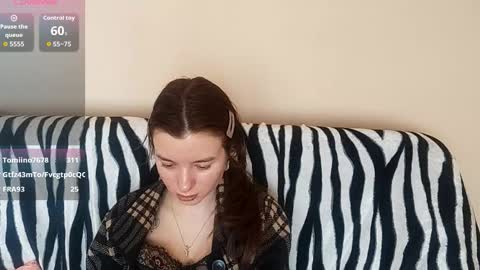 Mia online show from 02/10/26, 07:12