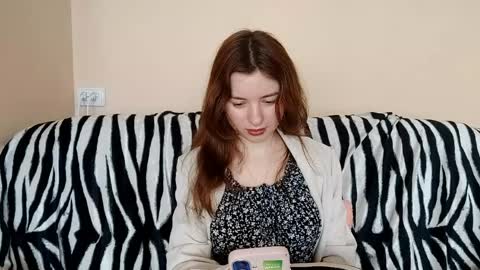 Mia online show from 04/13/26, 11:05