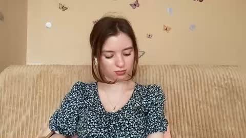 Snapshot of daniellevaulet chatting on 07/20/26, 10:39 Mia online show from 07/20/26, 10:39