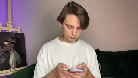 Snapshot of danieltuckerr chatting on 09/28/25, 03:28 danieltuckerr online show from 09/28/25, 03:28