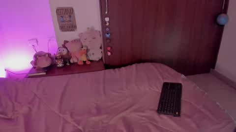 danii_boobs online show from 10/15/25, 06:46