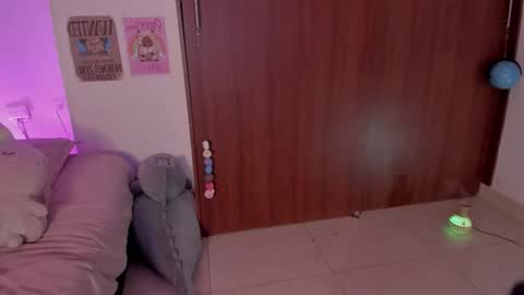 danii_boobs online show from 11/08/25, 04:23