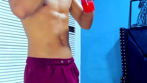 Snapshot of danii_scot chatting on 01/27/25, 07:03 Dani online show from 01/27/25, 07:03