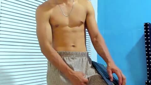 Snapshot of danii_scot chatting on 01/28/25, 04:18 Dani online show from 01/28/25, 04:18