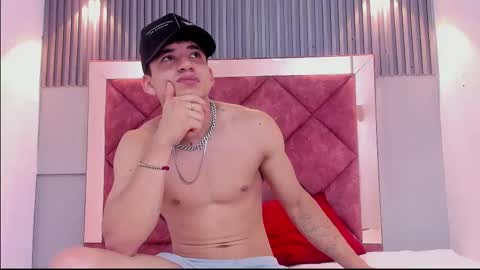 Snapshot of danii_scot chatting on 11/12/25, 11:25 Dani online show from 11/12/25, 11:25