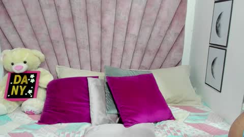 DaniiBelluci  online show from 03/20/26, 04:06