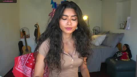 Snapshot of daniisla chatting on 09/30/25, 09:09 danalle .. online show from 09/30/25, 09:09