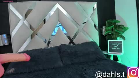 Danika Dahl online show from 05/01/26, 07:35