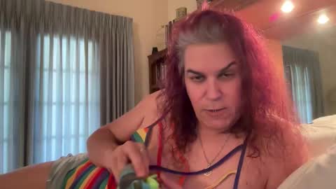Dani online show from 12/19/25, 05:42