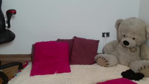 danilove online show from 10/09/25, 01:58