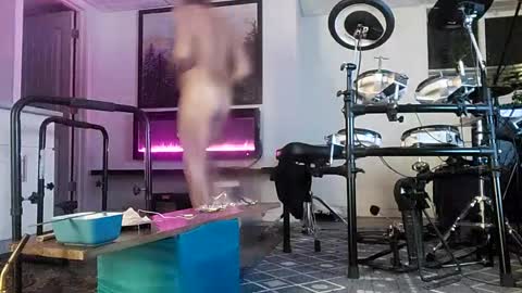 danimal5000 online show from 10/08/25, 04:32