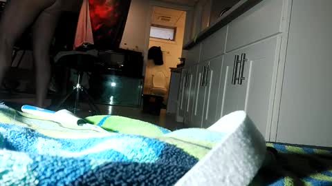 danimal5000 online show from 12/22/25, 05:10