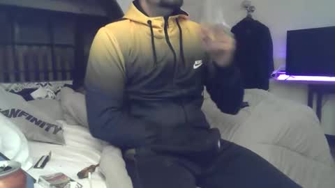 alex19cm online show from 11/05/25, 08:42