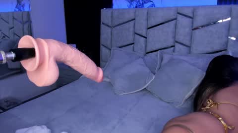 Dani Phonenix online show from 01/22/25, 07:34