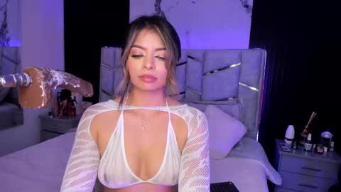 Dani Phonenix online show from 03/01/25, 01:43