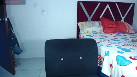 danisabrownn online show from 02/14/25, 01:08