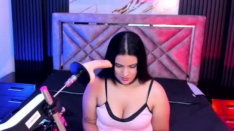 Snapshot of daniwhatson chatting on 09/28/25, 03:56 Dani whatson online show from 09/28/25, 03:56