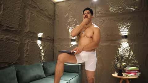 Dann saenz online show from 02/28/25, 10:52