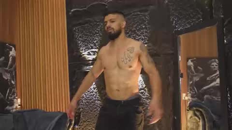 Dann saenz online show from 10/12/25, 03:22