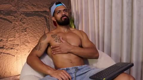 Dann saenz online show from 04/05/26, 02:25