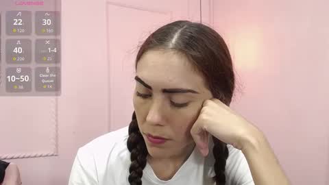 Snapshot of danna7cute chatting on 10/16/25, 10:11 danna7cute online show from 10/16/25, 10:11