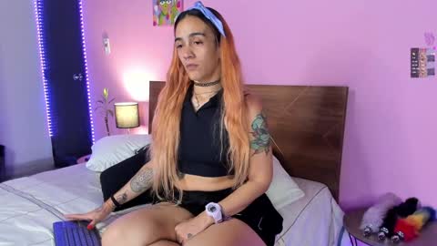 Snapshot of danna__castle chatting on 01/10/25, 04:44 Dannacastle online show from 01/10/25, 04:44