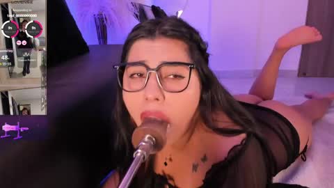 danna_adams1 online show from 05/28/26, 07:55