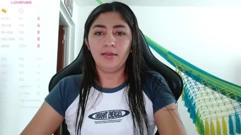 Danna online show from 04/12/26, 07:52