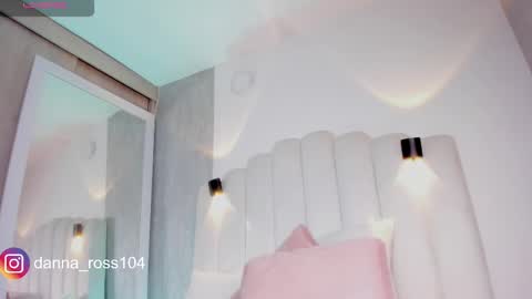 Snapshot of danna_ross101 chatting on 02/27/25, 01:49 danna ross101 online show from 02/27/25, 01:49