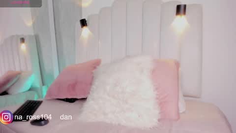 Snapshot of danna_ross101 chatting on 03/01/25, 03:05 danna ross101 online show from 03/01/25, 03:05