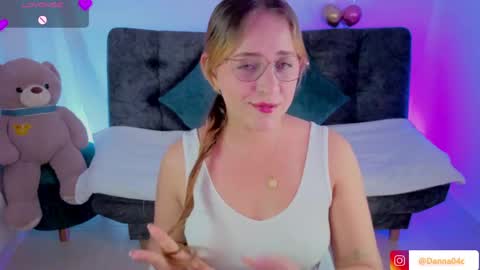 Snapshot of dannacouper_ chatting on 04/11/26, 06:56 Danna online show from 04/11/26, 06:56