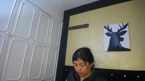 Danna Garza online show from 01/15/25, 04:36