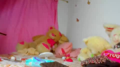 Danna Sofia jeins online show from 10/05/25, 09:07