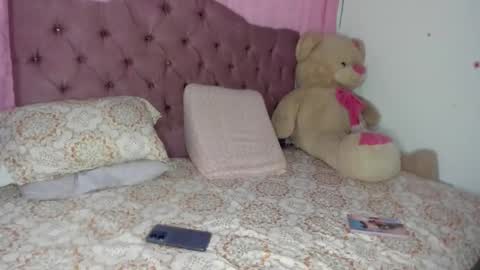 Danna Sofia jeins online show from 02/17/26, 07:09