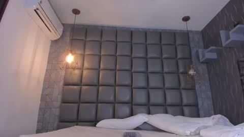 Danna online show from 10/30/25, 12:17