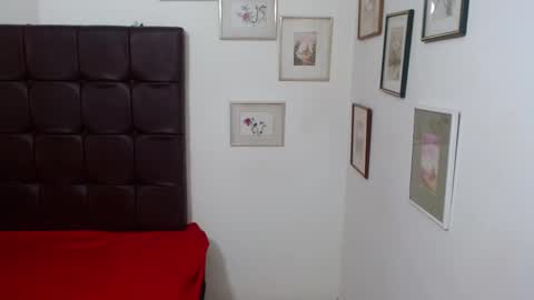 Danna online show from 02/28/25, 03:04