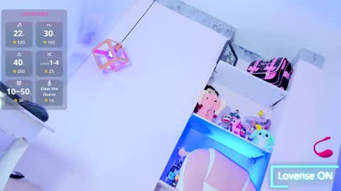 Danni  Sebastian online show from 04/17/26, 01:36