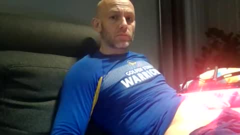 danny81boy online show from 05/18/26, 07:52