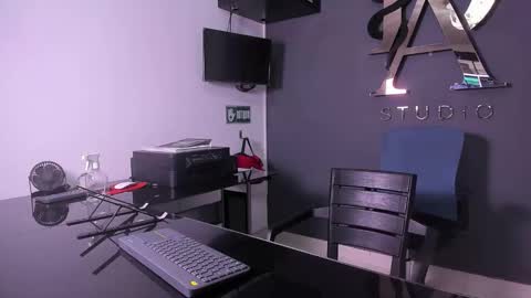 danny_and_lara online show from 09/30/25, 02:11