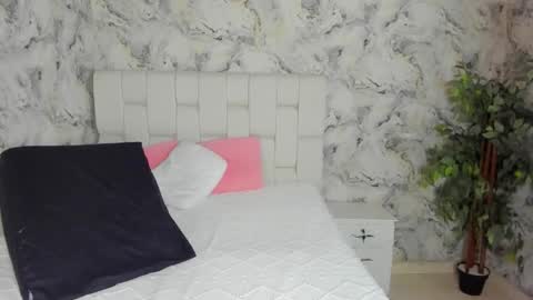 danny_fernandez online show from 11/17/25, 05:35