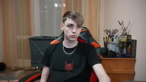 Snapshot of danny_fox888 chatting on 03/09/25, 01:15 Daniel online show from 03/09/25, 01:15